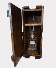 Load image into Gallery viewer, FLEET & DECANTER SET