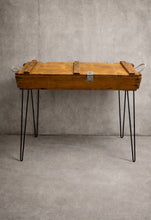 Load image into Gallery viewer, HASTINGS
