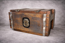 Load image into Gallery viewer, SERVICE
